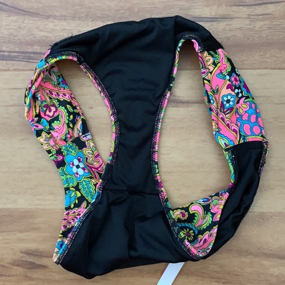 Victoria’s Secret | Bikini Bottom - Picture 2 of 3